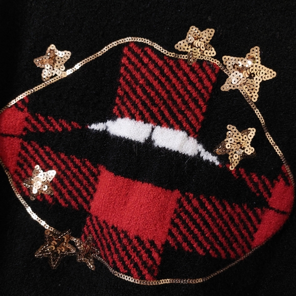 Torrid Plus Size 1X Women's Black Red Plaid Star Lips Super Soft Crew Sweater - Picture 5 of 12